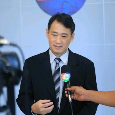 Prof. Marid Kaew